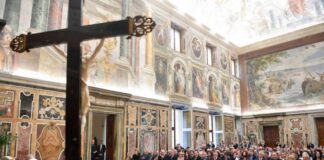 DISCORSO DEL PAPA AI DELEGATI DELLA FEDERAZIONE ITALIANA SETTIMANALI CATTOLICI